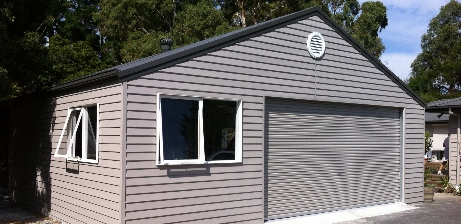 weatherboard shed 9